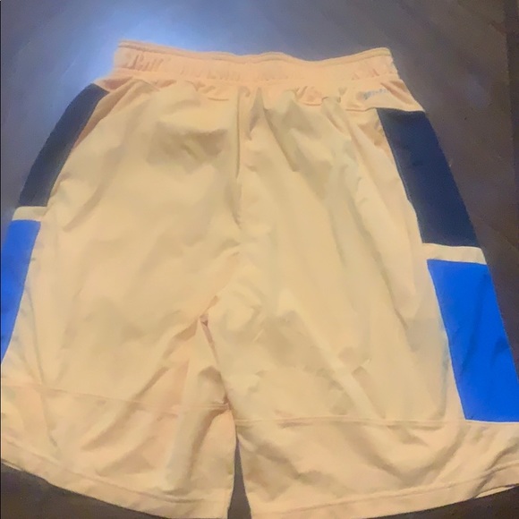 Closet cleaning - Picture 2 of 2